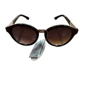 Oversized Round Black Sunglasses with Gold Hardware - UV400 Protection